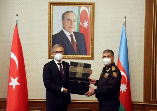 image-1619797659-1619797290931_com3mici