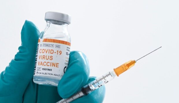 image-1616357394_1611345385_https___s3-ap-northeast-1_amazonaws_com_psh-ex-ftnikkei-3937bb4_images_5_8_0_8_28108085-3-eng-gb_cropped-1594131300g20200707-covid19-vaccine-bottle