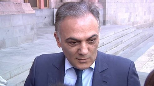 image-1621324393_azz