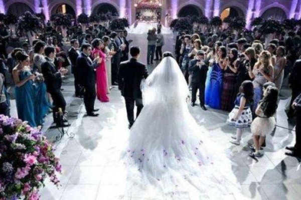 image-1598020106-modern-az_toy-sadliq-sarayi_575