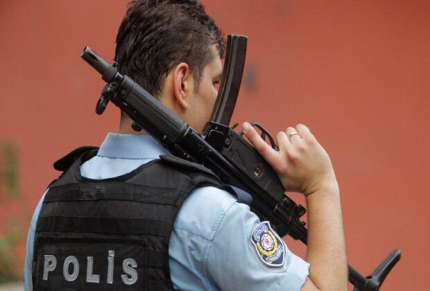 image-1626184002_turk_polis