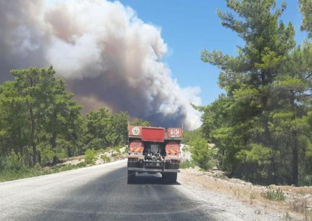 image-1628257254-1627468114_antalya-manavgatta-orman-yangini