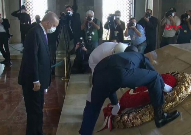 image-1630316149-erdos-1630314441