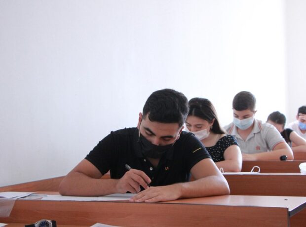 image-8e42e402-5d3d-373f-89d0-e33689e39283_850