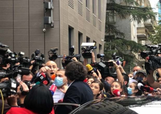 image-1632396351-6969685