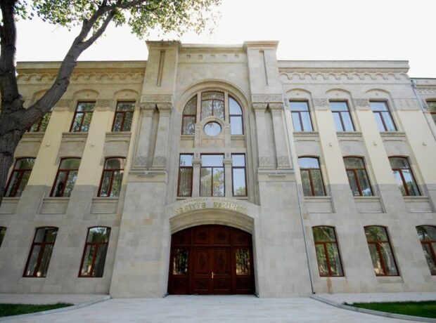 image-fc8a064e-1f3d-3b0b-aa8a-c6e984243146_850