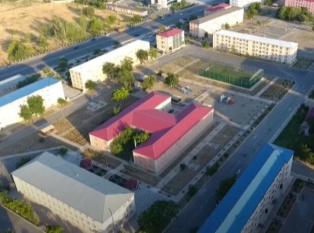 image-1c8ec75e-558e-34ee-b141-c48c16f34bf8_850