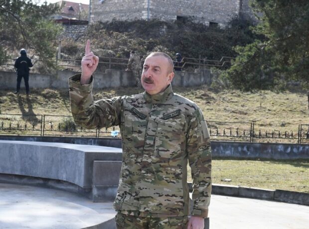 image-54e574a7-ce30-3604-8c7a-f86aac7473e5_850