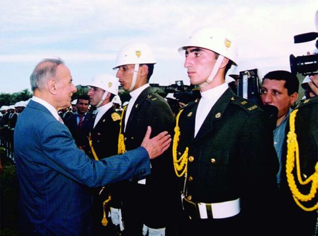 image-f7f67e16ba332089770c7e75a29f7ee7_800