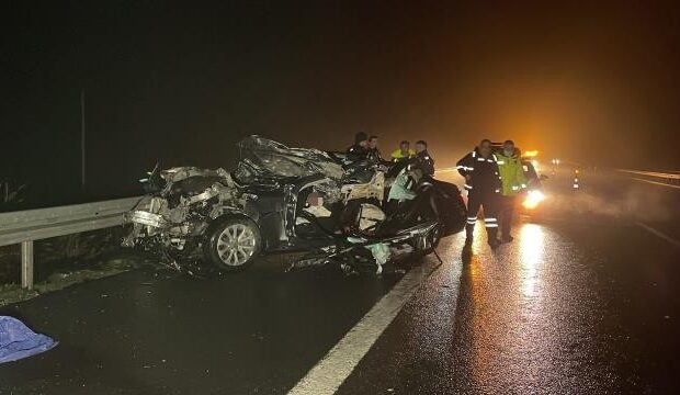 image-1639465595_balikesir-de-trafik-kazasi-geciren-sarkici-gu-5-14596378_o