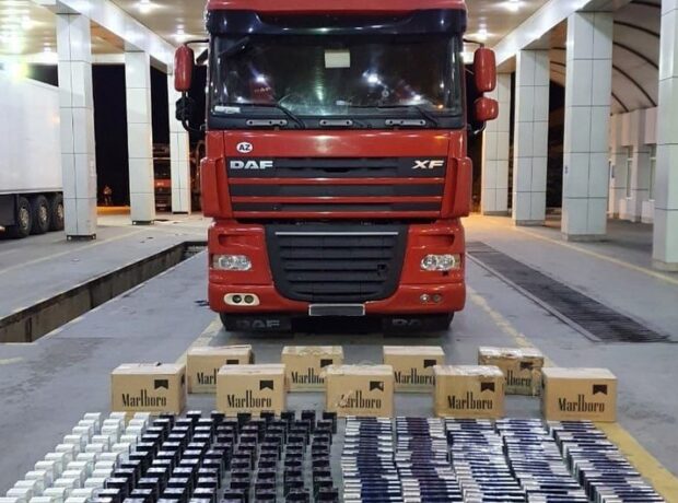 image-59edf993-1e03-3688-8653-2fe2b4085b06_850