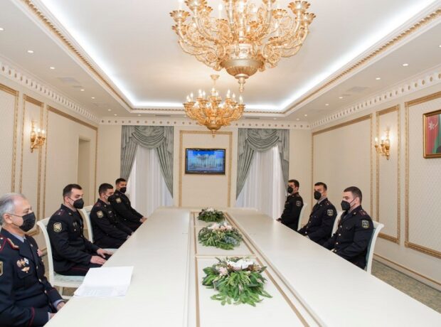 image-dfbbe5f9-0ca3-3e34-94ac-cad8e5548f63_850