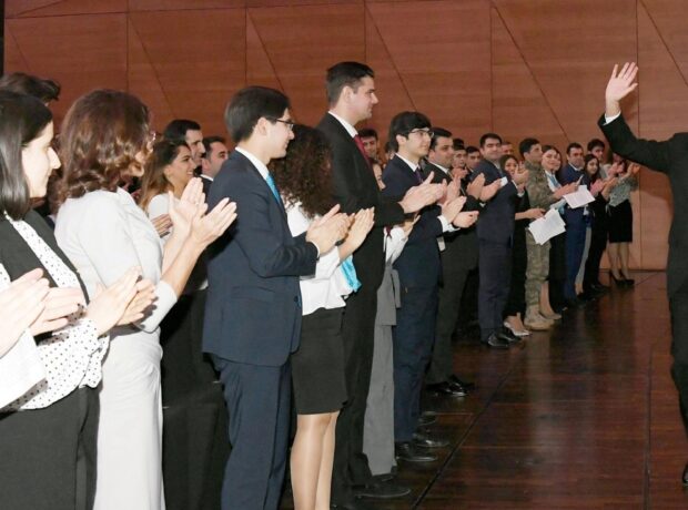 image-12b3vrkazf_007