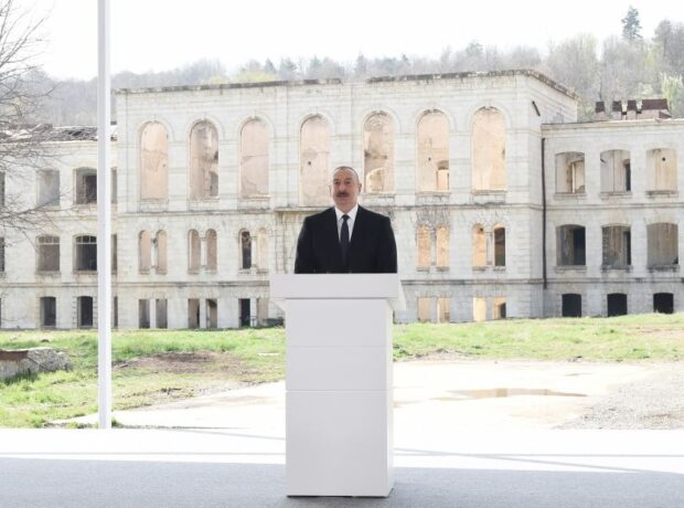 image-prezident_v_qurultay_220422_4