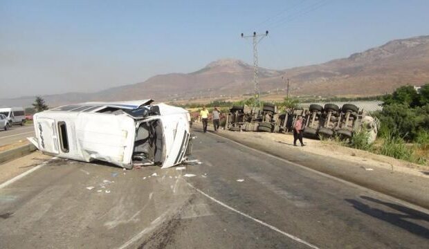 image-1653894617_car_crash_300522