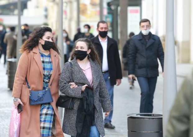 image-1621494035-maska-aciq-hava