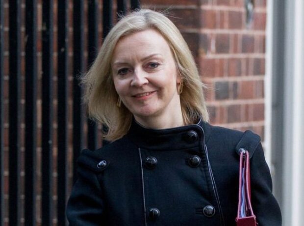 image-1657520563-liz_trass_220122