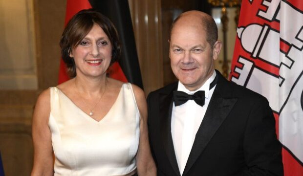 image-1658732926_olaf-scholz-va-britta-ernst-re-7008-2917-1639031718