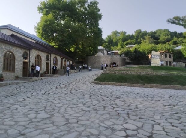 image-1661146948-trend_basqal_130822_10