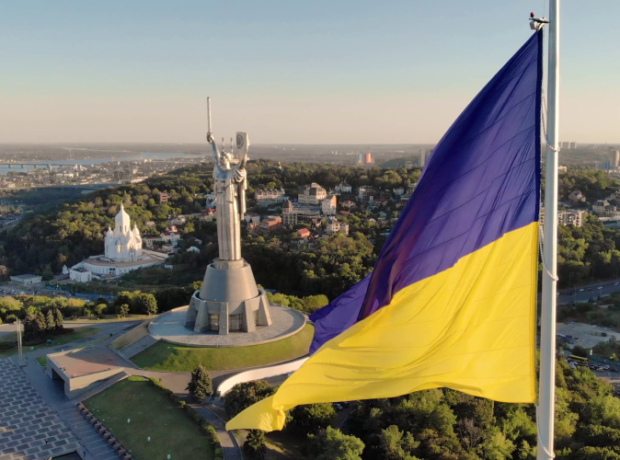 image-1661240481-videoblocks-aerial-drone-flyby-shot-in-kyiv-biggest-national-flag-of-ukraine-aerial-view-spivoche-pole-kiev_rzhoaryid_thumbnail-1080_01
