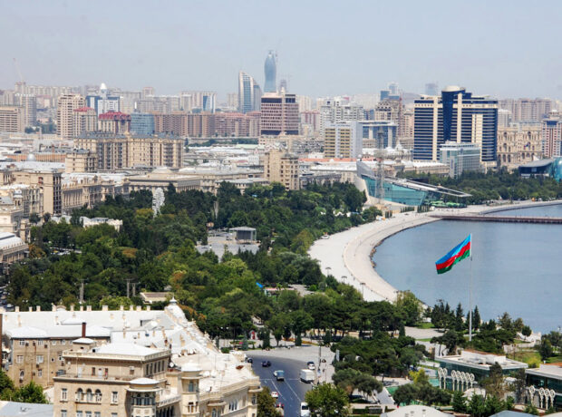 image-trend_baku_city_200814_1