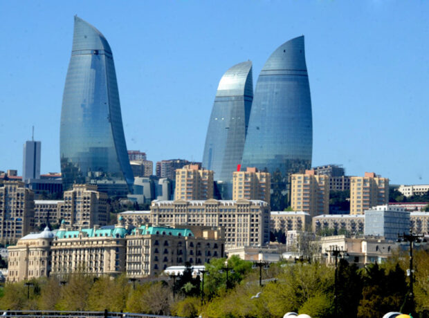 image-trend_baku_city_spring_270415_37