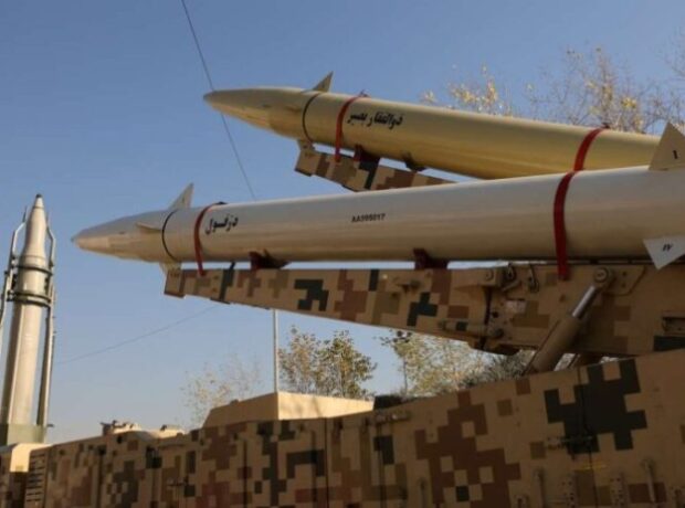 image-1665917346-1642496285-iran-defies-powers-with-missile-display-amid-nuclear-negotiations-696x497