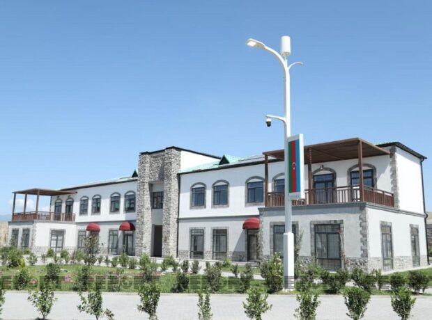 image-49ee38c5-ec22-3b0e-8bb5-67fa4d0055b0_850