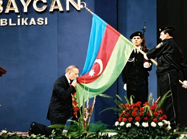 image-heydereliyevprezident-foto