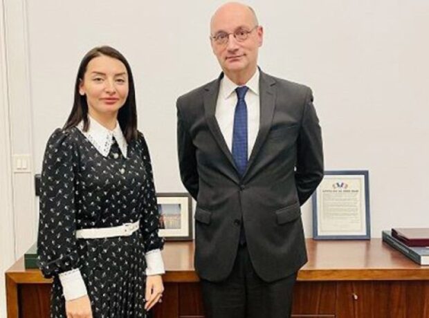 image-1669666666-leyla_abdullayeva_meeting_281122