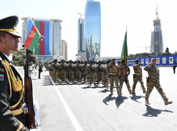 image-azedu-az_parad_234