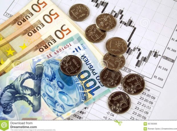 image-1671082180-russian-ruble-euro-exchange-rate-notes-forex-crisis-65785999