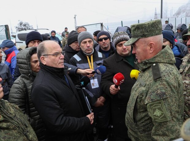 image-16a1e77f-d798-317c-bcc1-5eb21ec950b7_850