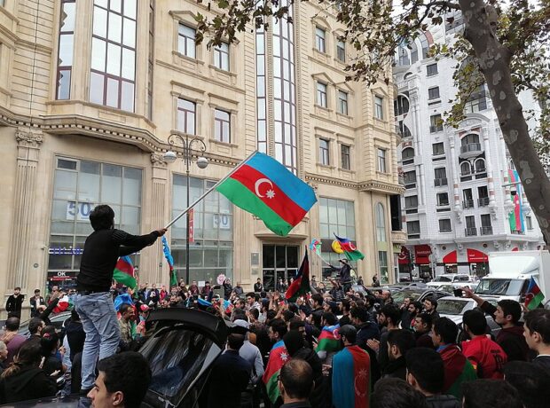 image-800px-azerbaijani_people_celebrating_victory_in_karabakh-_bulbul_avenue2