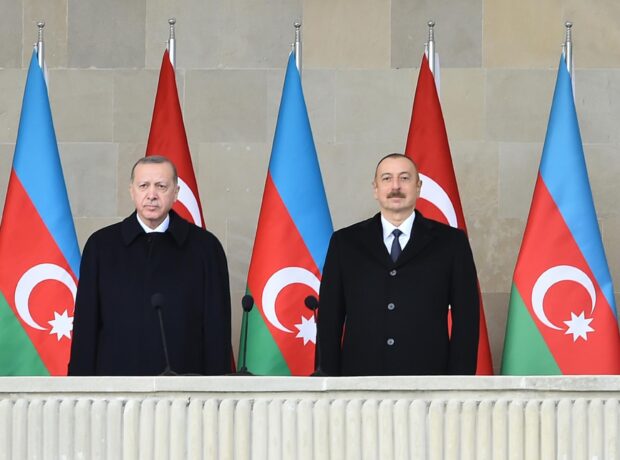 image-97p87mol6v_01_1_