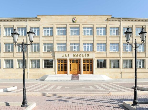 image-1673034160-1280px-naxcivan_ali_meclisi