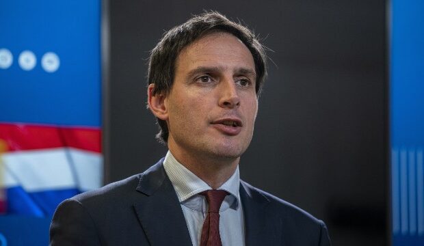 image-1674160577_63c9a557c71da63c9a557c71db167415944763c9a557c71d563c9a557c71d8