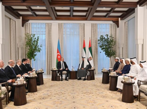 image-e7930c5c-a1c1-38a0-820e-feb19492afdf