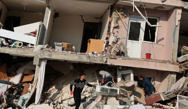 image-1675786596_upload-2023-02-07t072110z_1577972221_rc276z9vqp9i_rtrmadp_3_turkey-quake-pic_32ratio_900x600-900x600-63438