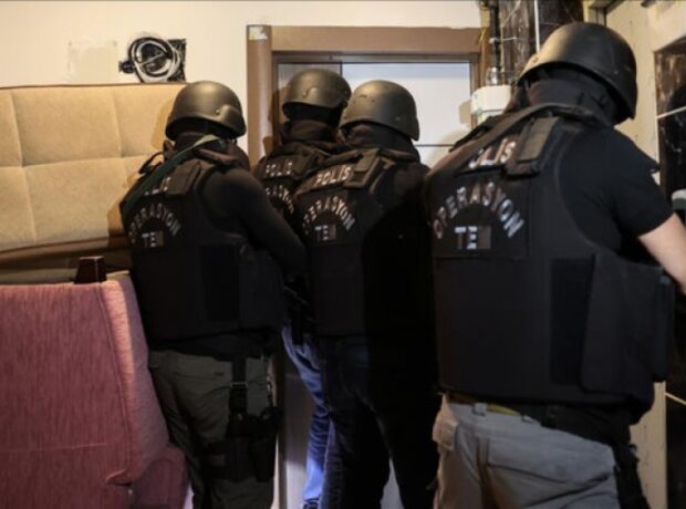 image-1677651593-mit-deasin-kilit-ismini-istanbulda-yakaladi_ee996368