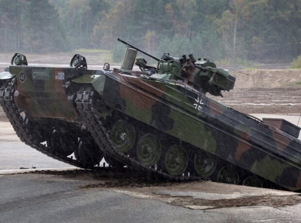 image-1679341351-1679333229_6d7f4b0-marder-06