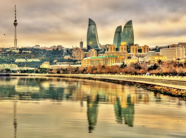 image-1663220884_32-mykaleidoscope-ru-p-gorod-baku-azerbaidzhan-oboi-34