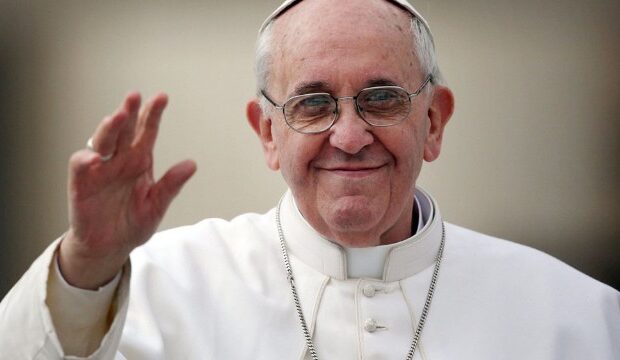 image-1674656590_1674655971_1644207891_papa_franscisco_030216