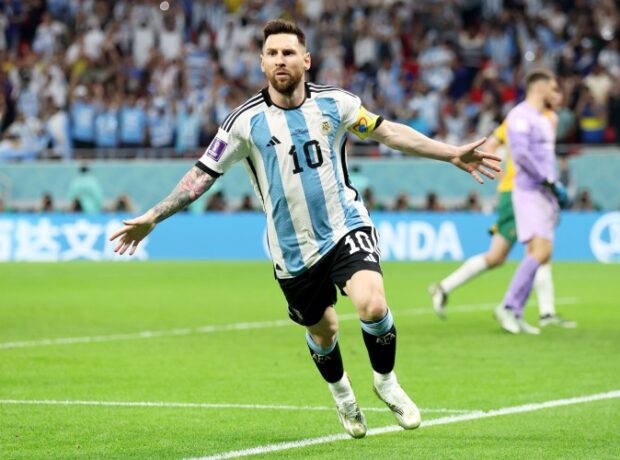 image-1670844983-221203200749-lionel-messi-celebrating-argentina-australia-tease