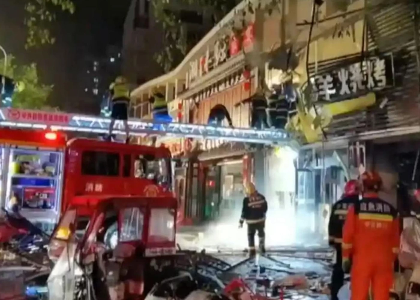 image-1687411232-cinde-barbeku-restoraninda-patlama-cok-sayida-olu-var-k101