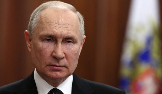 image-1687808397_2023-06-24t071849z_472659043_rc2jp1aom7ad_rtrmadp_3_ukraine-crisis-russia-prigozhin-putin-pic_32ratio_900x600-900x600-20600