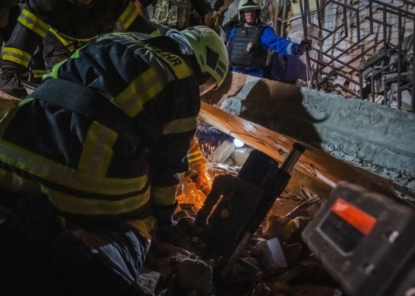 image-1687929962-1687928005-3851