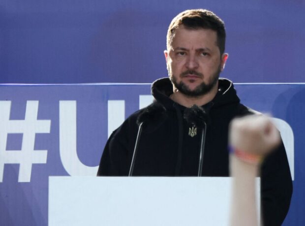 image-1690997039-2023-07-11t162043z_1218469216_rc2412aeipr9_rtrmadp_3_nato-summit-zelenskiy-pic_32ratio_900x600-900x600-55540