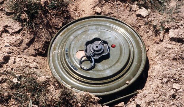 image-1681569930_mina_bomb_080414