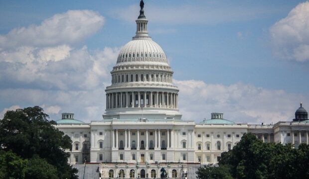 image-1695801770_71191_klipart_ssha_ssha_kapitoliy_soedinennie_shtati_ameriki_usa_250x0_3154-2108-0-0